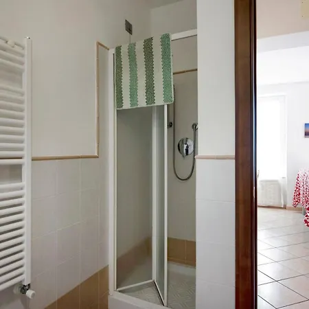 Trilocale In Vista Mare 3 ואראצה