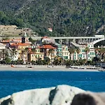Trilocale In Vista Mare 3