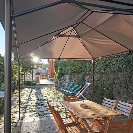 Trilocale In Vista Mare 3 アパート ヴァラッツェ