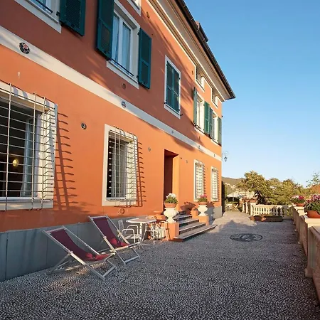 Trilocale In Vista Mare 3 アパート ヴァラッツェ