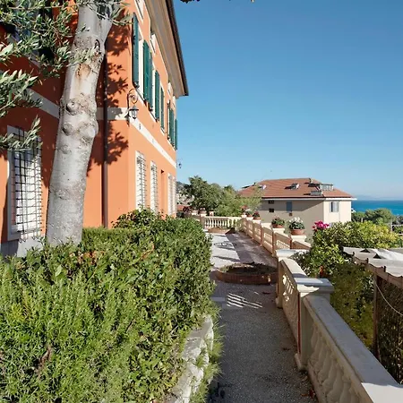 Trilocale In Vista Mare 3 Apartment Varazze