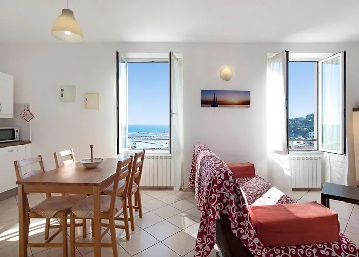 Апартаменты Trilocale In Vista Mare 3